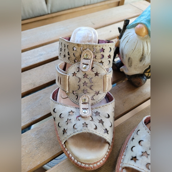 FreeBird Moonstar Mules size 9 - Picture 10 of 15